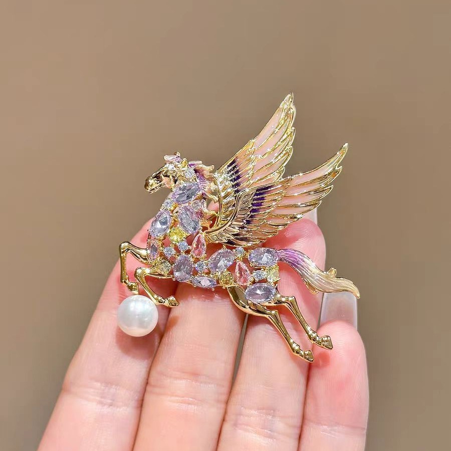 Broche perle pégase style chinois luxe accessoire de mode_voghion.com