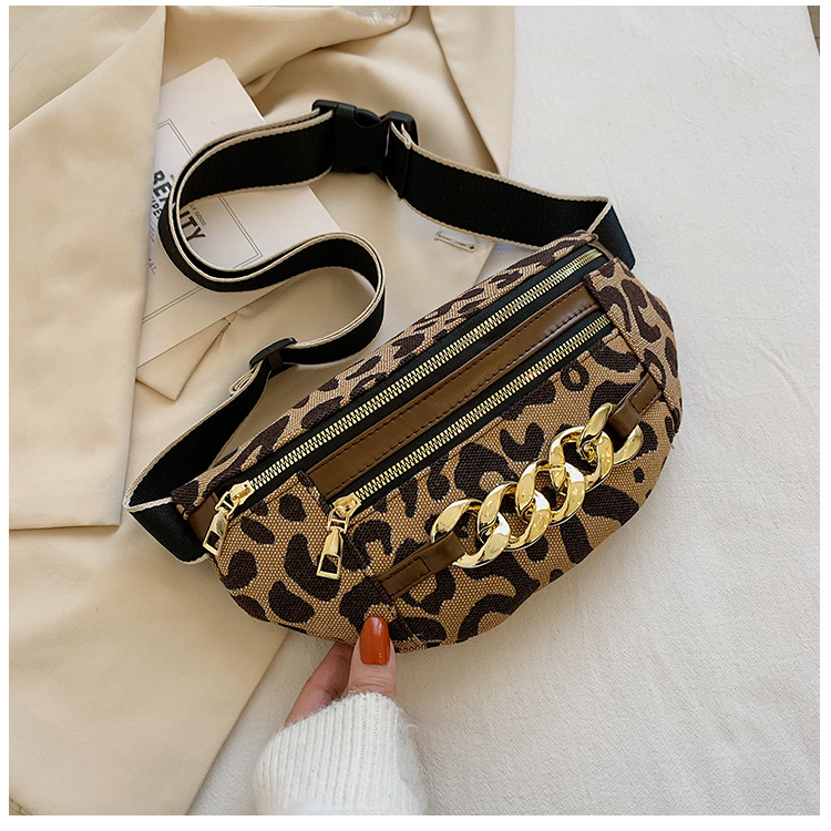 New Retro Women's Bags Casual Parent-child Messenger Bags Fashion Large-capacity Chest Bags display picture 4