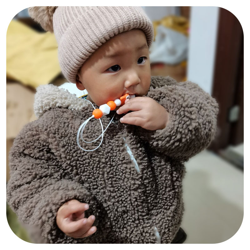 Bebé molar mordedor perlas colgante masticable colgante accesorios de ropa de los niños de dibujos animados animal colgante mordedor collar