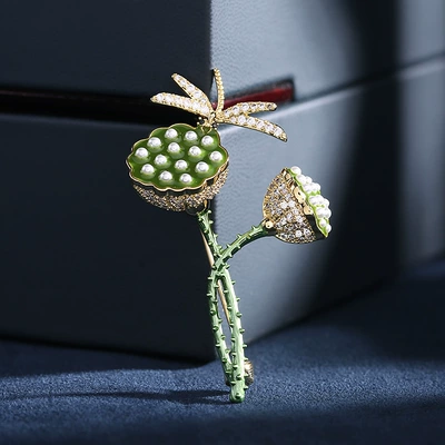 Chinese style enamel lotus seed brooch niche personality temperament Dragonfly Pearl corsage dress coat accessories pin