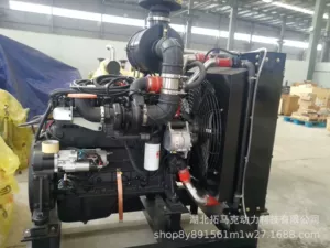 Süpürgə mühərriki Cummins QSB5.9-C180 üç-mərhələli elektron idarəetmə dizel mühərriki