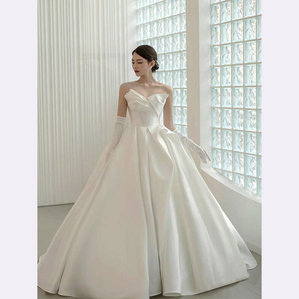White colored wedding dress