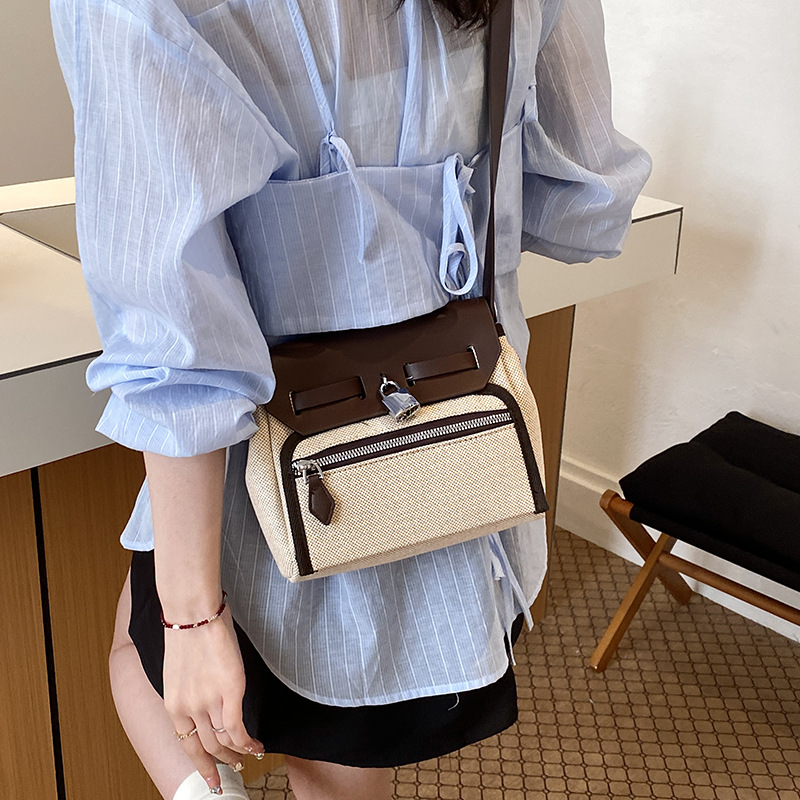 Mochila de moda casual 2026 verano nuevo estilo femenino de estilo de moda de viaje mochila de moda