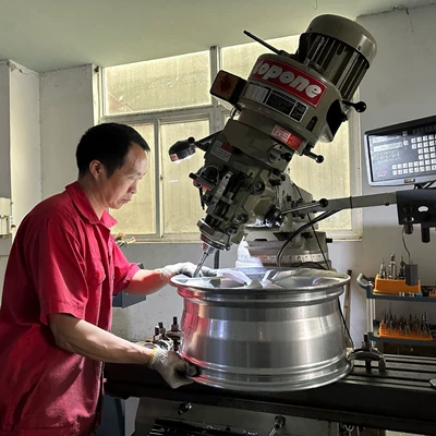 Hub Experience in Focusing on Mid-To-High-End Forged Wheel