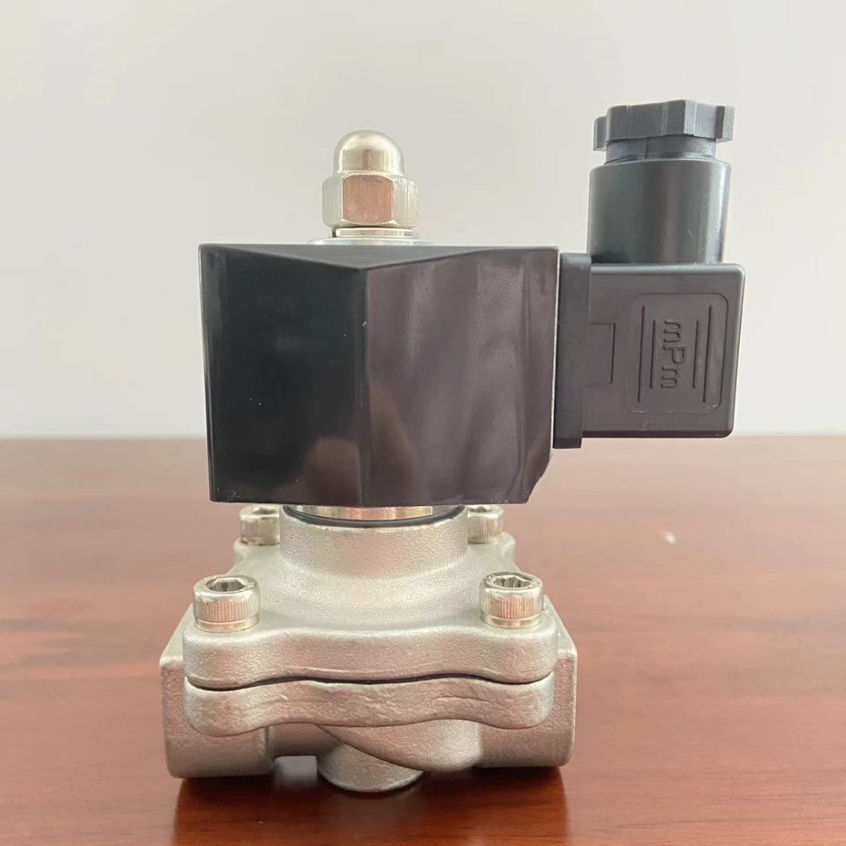 Нормально закрытый электромагнитный клапан серии Tianxin производитель 2S