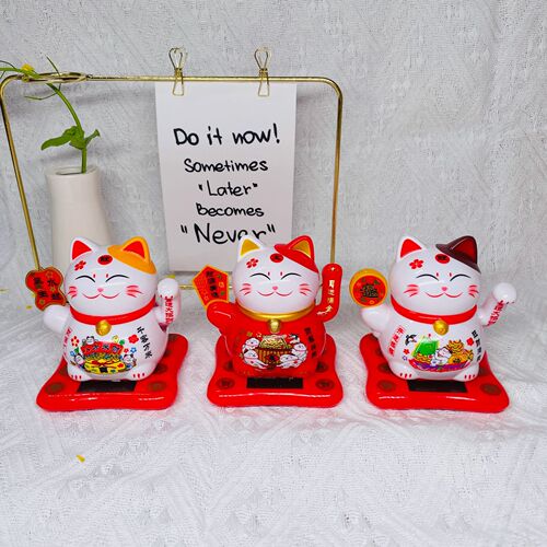 Creative Solar Energy Money Cat Car Ornament Cartoon Figure Car Decorative Accessory Creative Gift