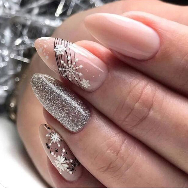 Cross-border nail piece wear fake nail Eagle mouth nail silver flash snowflake Christmas wear nail jelly glue wholesale
