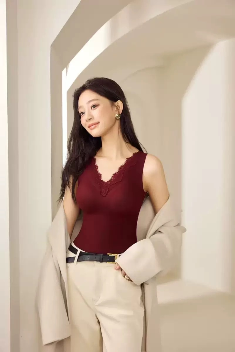 Cachemira de seda natural de morera, cuello en V, encaje molido, autocalentamiento sin marca, chaleco caliente de otoño y invierno para mujeres delgadas con base interior