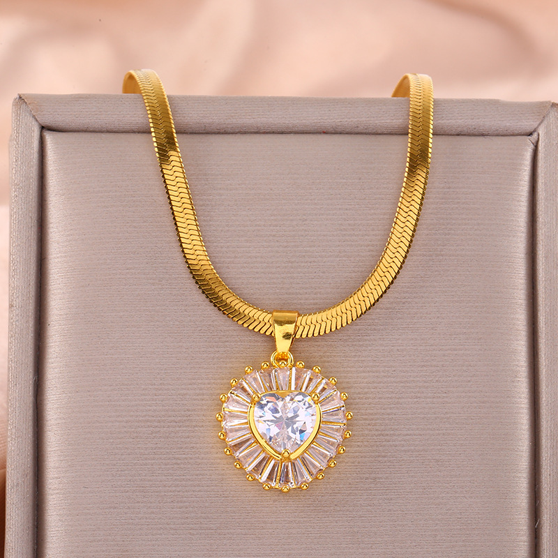 Pendant Necklace Classification Copper Chain Material Copper Heart Shape Pendant Necklace