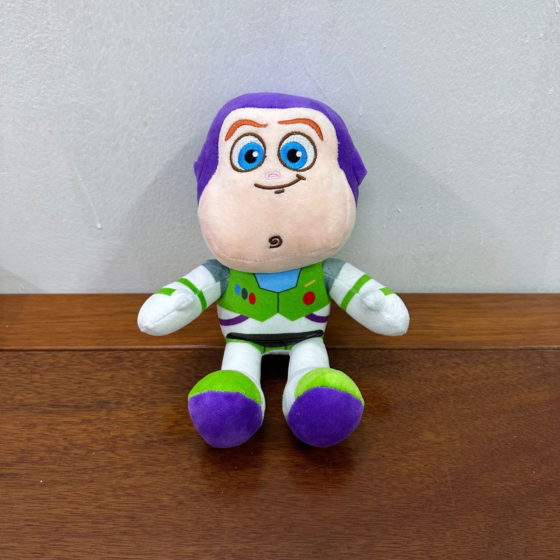 Cross-border nuevo en stock Toy Story 4 muñeco de peluche Hu Diba tenedor dinosaurio luz año muñeca colgante