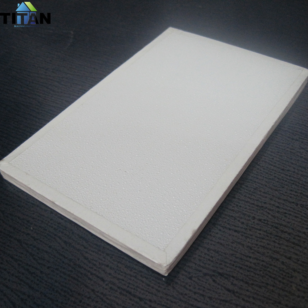 Techo de placa de yeso Techo de placa de yeso 600*600 techo Tablero limpio de PVC Tablero laminado Tablero a prueba de humedad