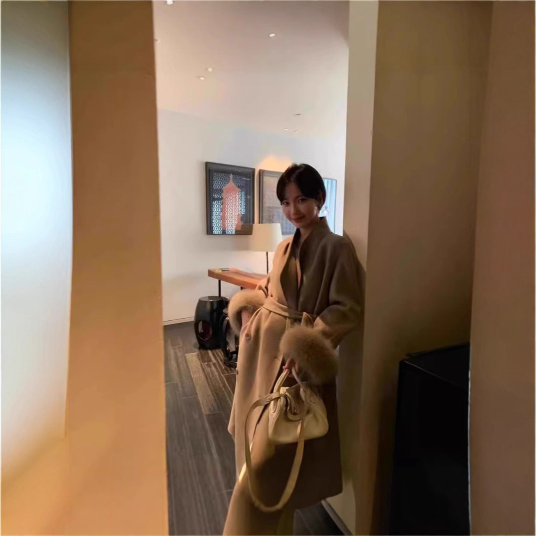 2025秋冬新款双面羊绒大衣女狐狸毛长款高级感韩系羊毛呢皮草外套