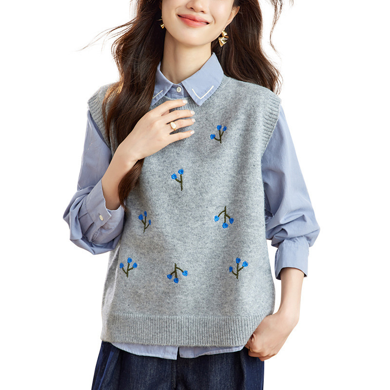 メーカー直販ニットベスト秋服女性の新デザイン感vネックボタンがゆったりしています。|undefined