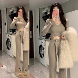 小个子辣妹穿搭一整套早秋季高级感气质针织上衣阔腿裤两件套装女