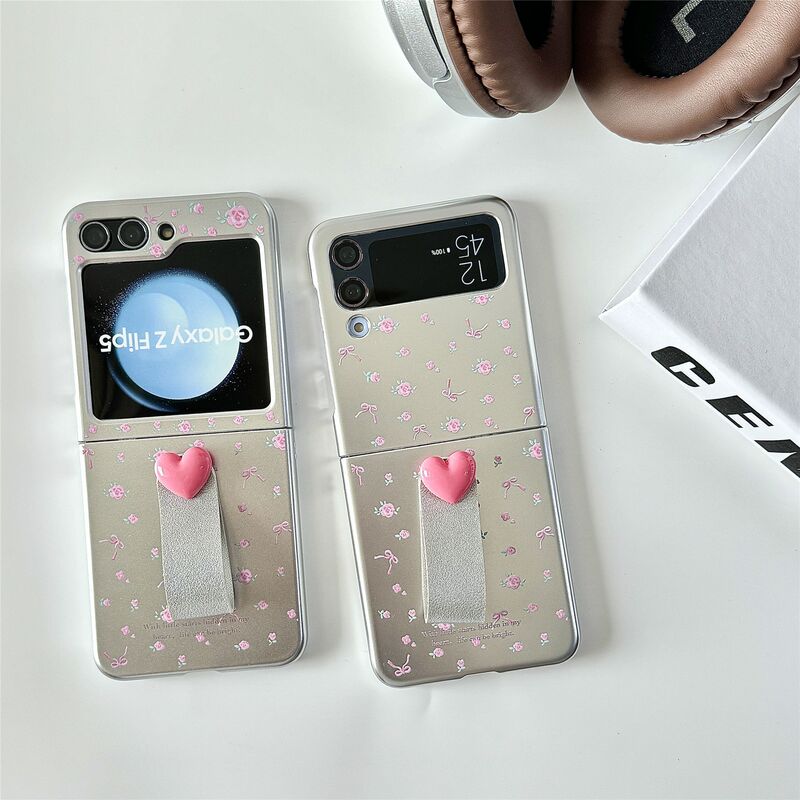 Full screen pink small floral for Samsung ZFlip5/6 phone case ZFlip4/3 folding screen saver sheath