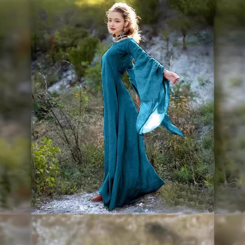 Cross-border Europe and the United States new retro style dress solid color long sleeve Viking women's dress fairy group factory direct supply