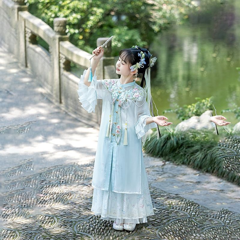 Girls' Hanfu Children's Ming-Style Ancient Costume Set with Elaborate Cloud Shoulder Design, Chinese Style Court Style Girls' Hanfu, Spring and Autumn, Red
