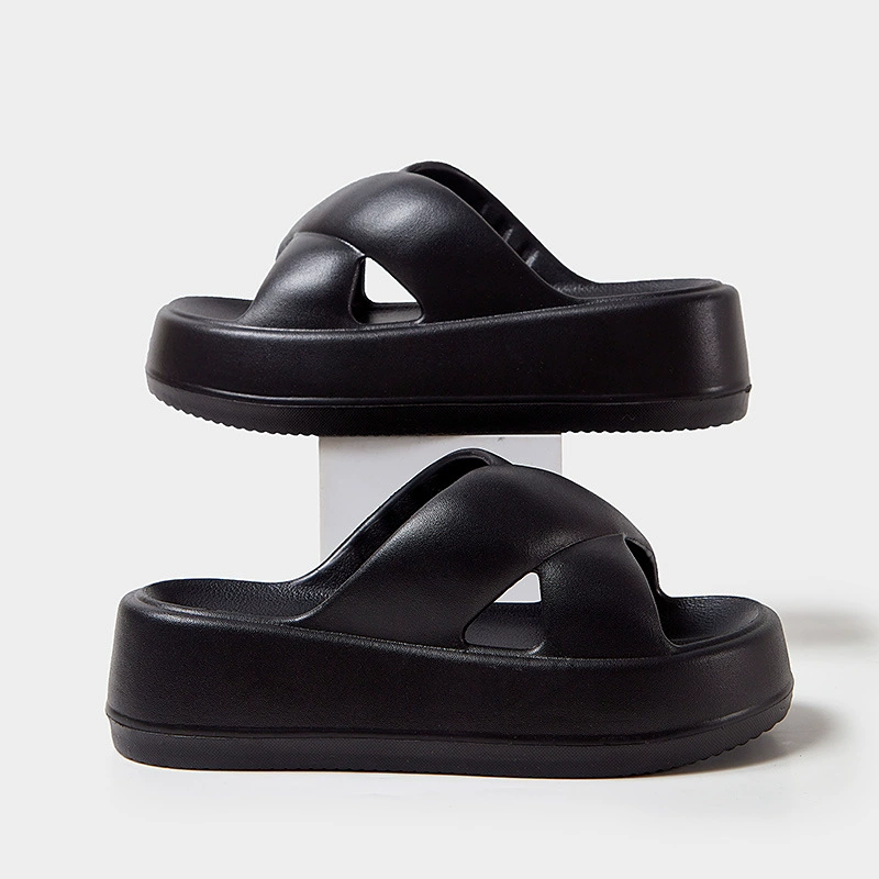 Летние тапочки на толстой подошве Корейская версия женской обуви на фекалии Домашние тапочки женские кроссовки Внутренние и наружные мягкие подошвы тапочки оптом