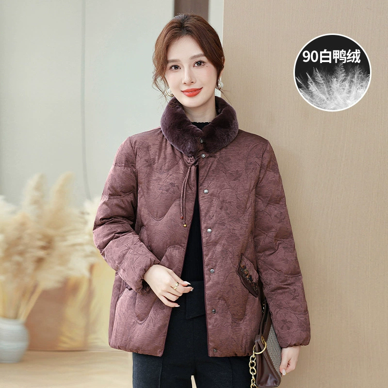 Мама пуховик зимняя одежда короткая 50-летняя женщина зимой теплая хлопковая куртка новая толстая куртка