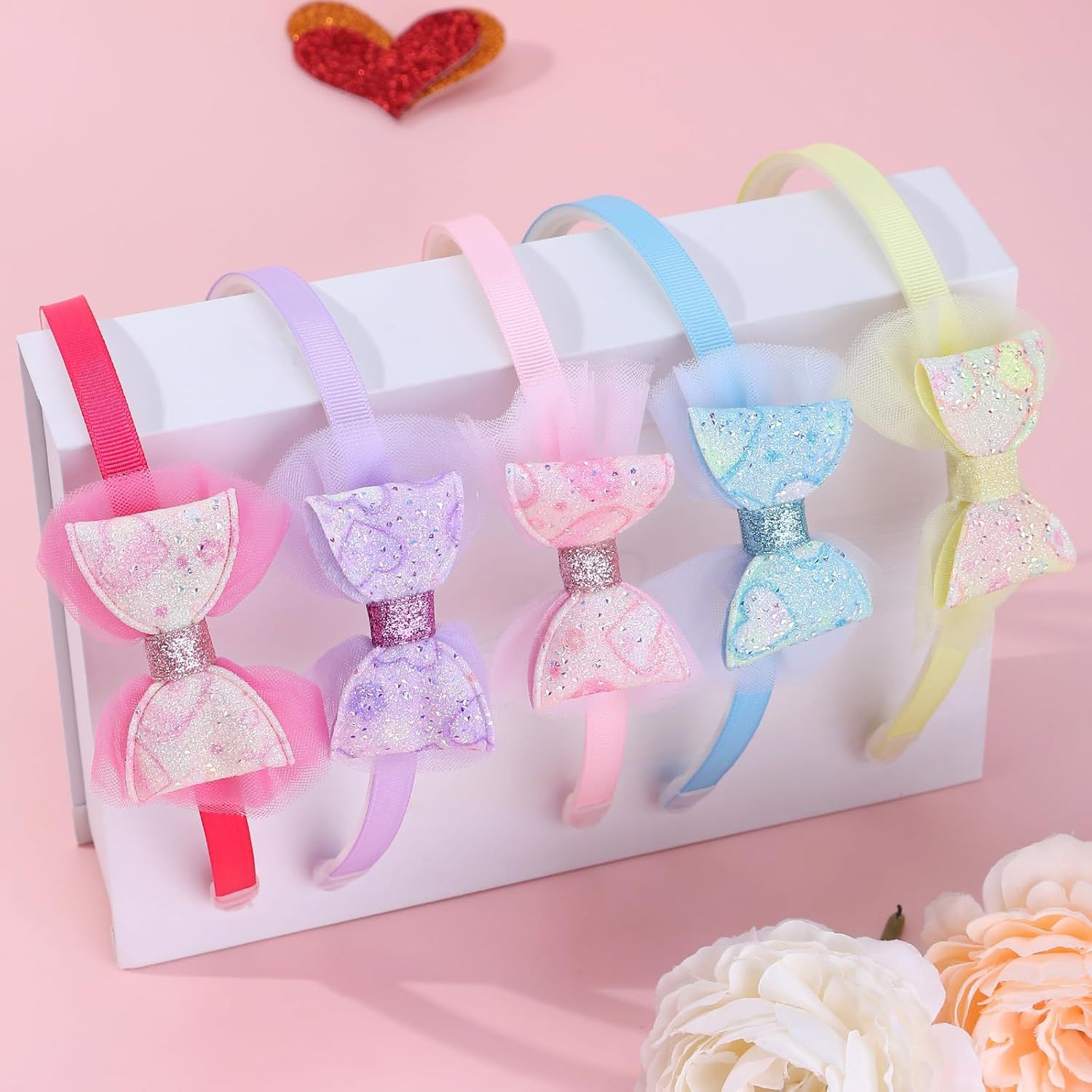 shiny hairgrip with bow