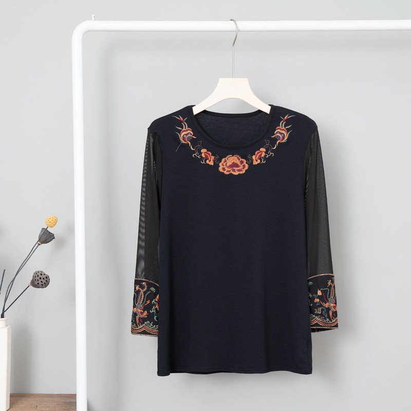 Summer New Ethnic Style Retro Embroidered Round Neck Bottoming Shirt for Women Solid Color Loose Three-Quarter Sleeve Mesh Bottoming