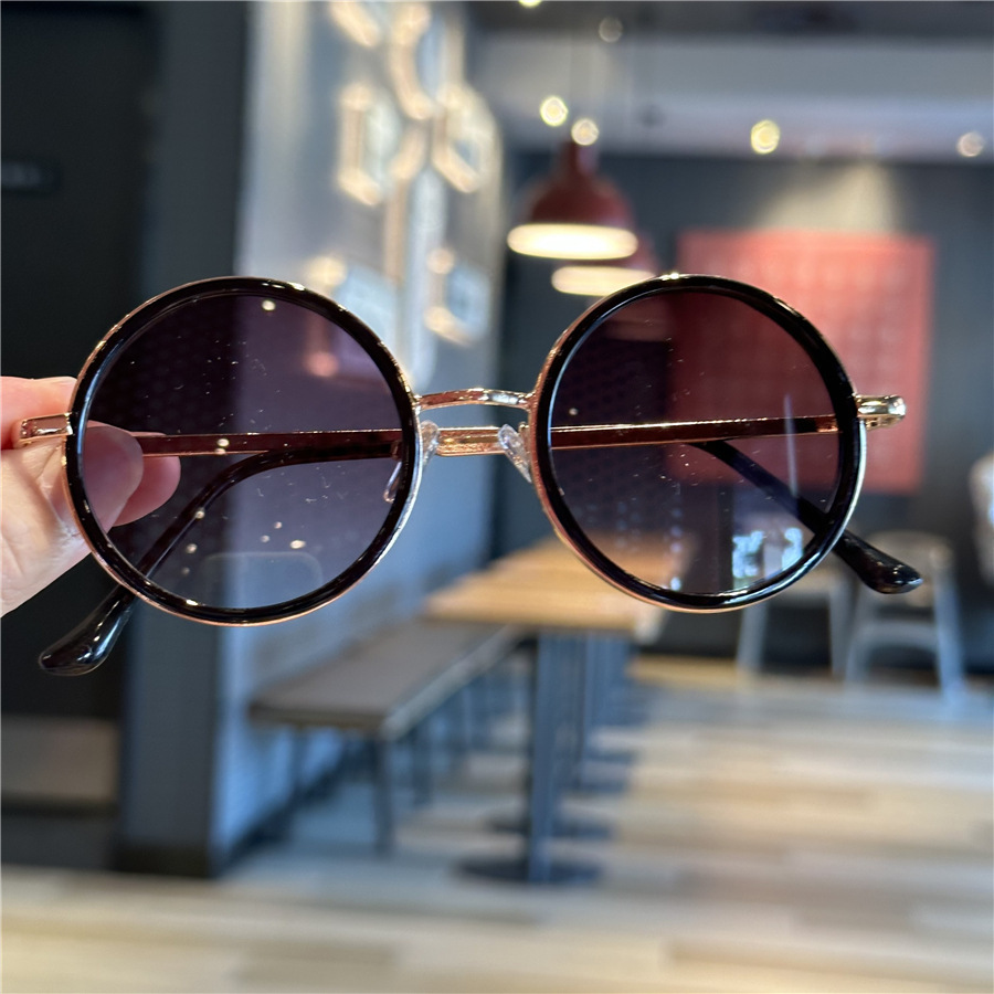 レトロな円枠子供サングラス男女宝写真凹形ファッションサングラス潮クール旅行日焼け止めサングラス
