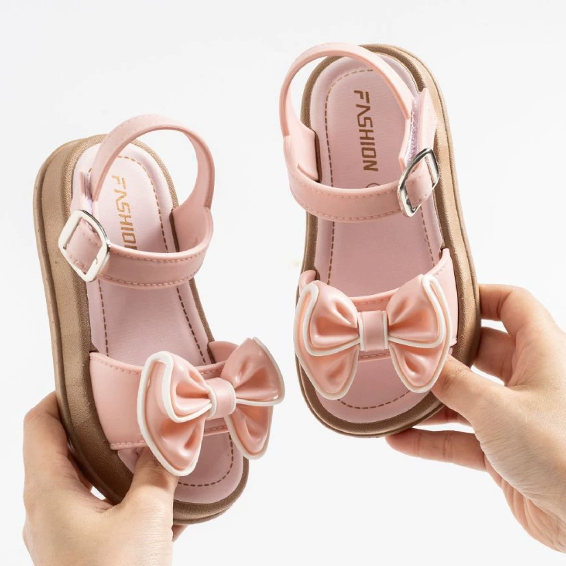 25 сандалии для девочек новая обувь принцессы на мягкой подошве моды дикий стиль летняя маленькая девочка римская обувь оптом