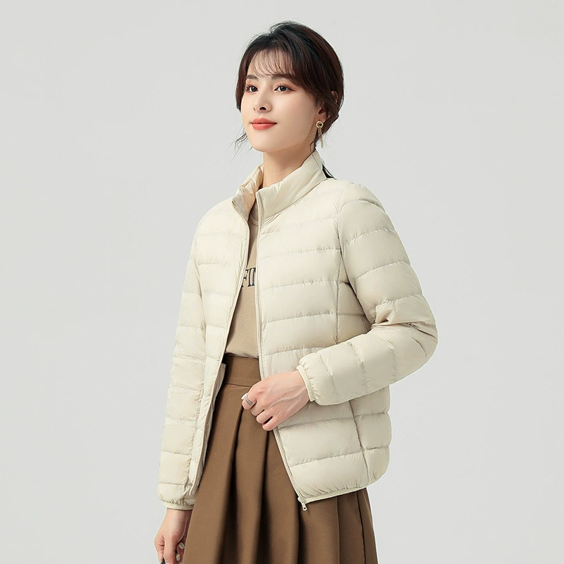 Осенняя и зимняя трансляция 90 бархатных легких пуховиков может быть открыта для женщин с тонким воротником