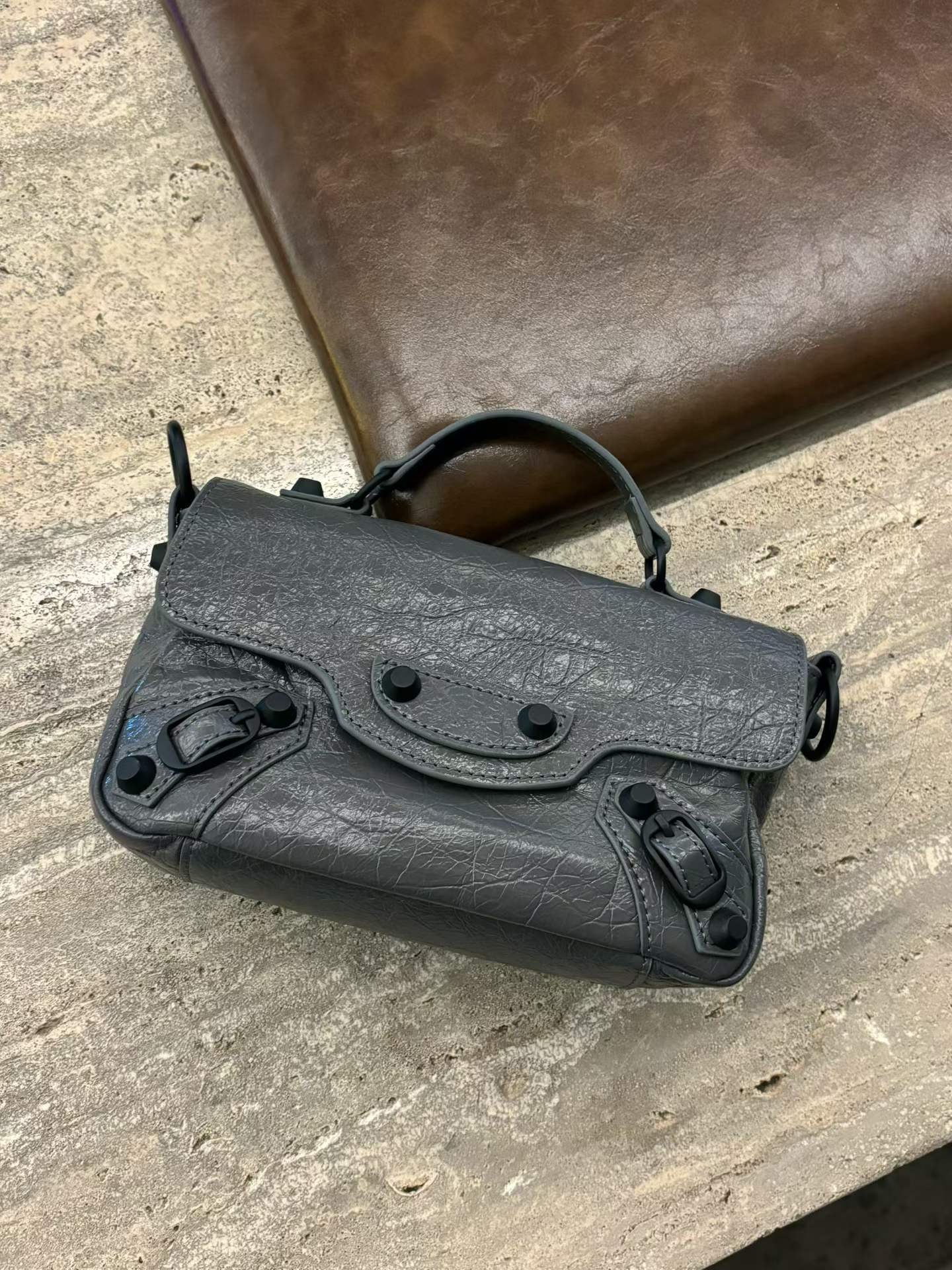 Trendy Motorcycle Flap Bag Top Grain Oil Wax Cowhide Crossbody Bag Riveted Shoulder Bag Small Genuine Leather Women's Handbag - Thumbnail 8