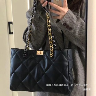 �n�����ذ���Ů���������ذ����nͨ��朗l�μ�����͹Űٴ���|