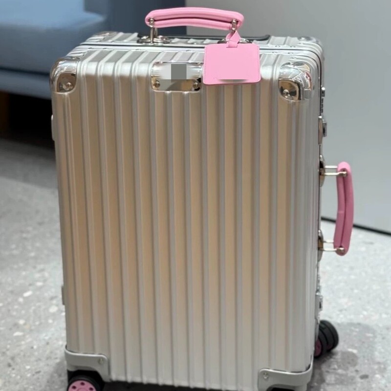 Riemo Classic Series DIY Rose Pink, Fairy Green, Chocolate Brown Retro Style Carry-On Suitcase Riemo Classic Series DIY Rose Pink, Fairy Green, Chocolate Brown Retro Style Carry-On Suitcase