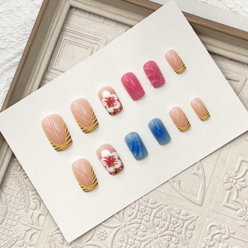 Niche High-End Carved Mid-Length Whitening Flat-Head Manicure Handmade Glue Removable Wearable Nail Press Nail Box