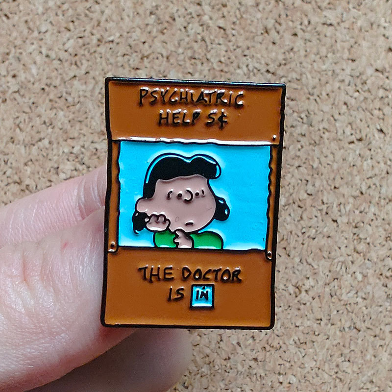 Peanuts Cartoon Enamel Pin Cartoon Anime Metal Badge Retro Animated Character Lucy Brooch