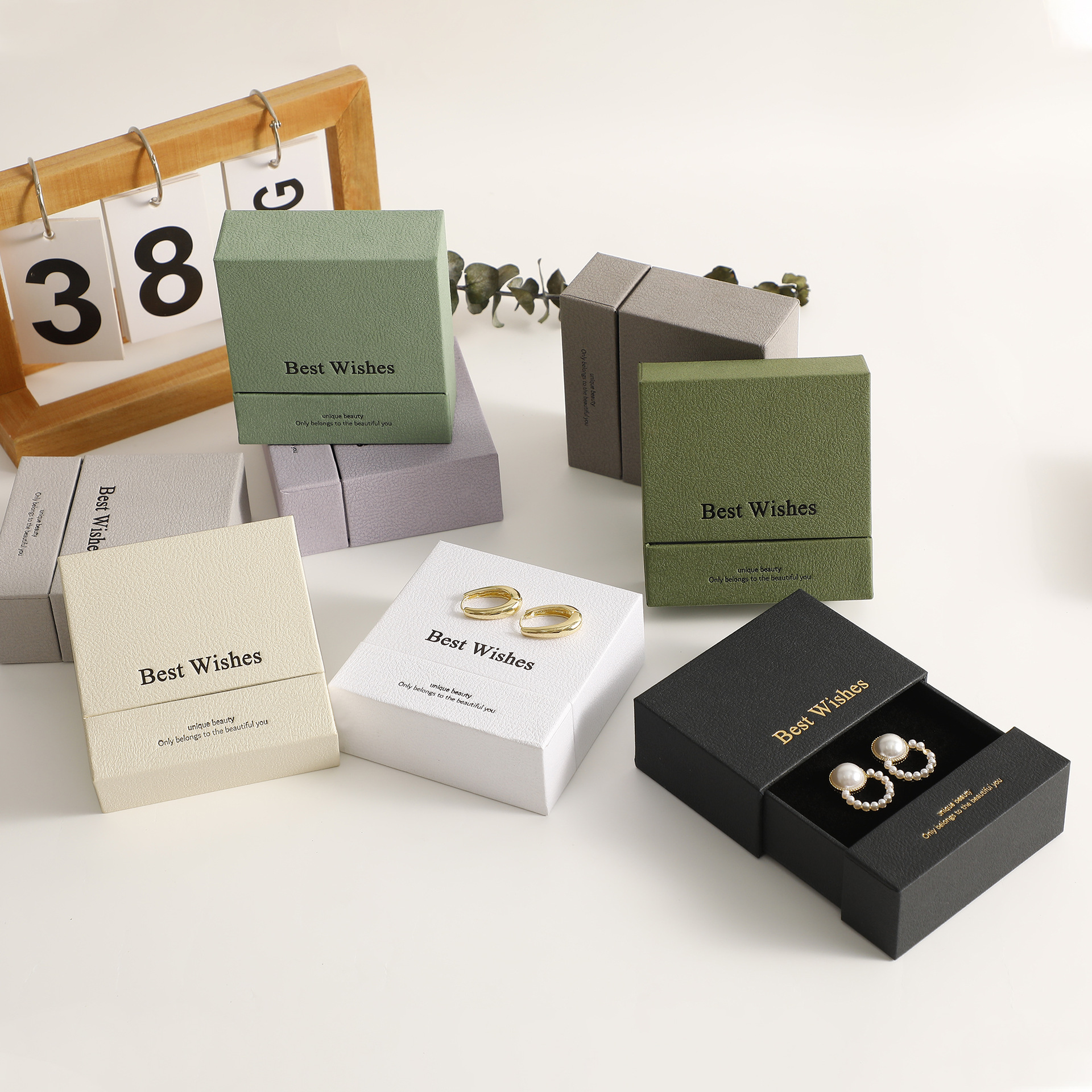 92g Weight Gift Wrapping Supplies Event & Party Supplies Jewelry Boxes Classification 1 Piece Quantity Holiday, Banquet, Selfie Occasion Cardboard Material Solid Color Pattern Casual, Elegant, Lady Style 1 Piece Cardboard Casual Elegant Lady Holiday Banquet Selfie Solid Color Jewelry Boxes 无