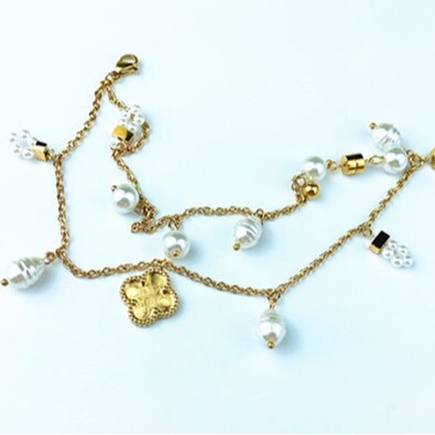 Low Price Factory Price Export Jewelry European and American New Style Engraved 18K Gold Titanium Steel Women's Classic Bead Bracelet Low Price Factory Price Export Jewelry European and American New Style Engraved 18K Gold Titanium Steel Women's Classic Bead Bracelet