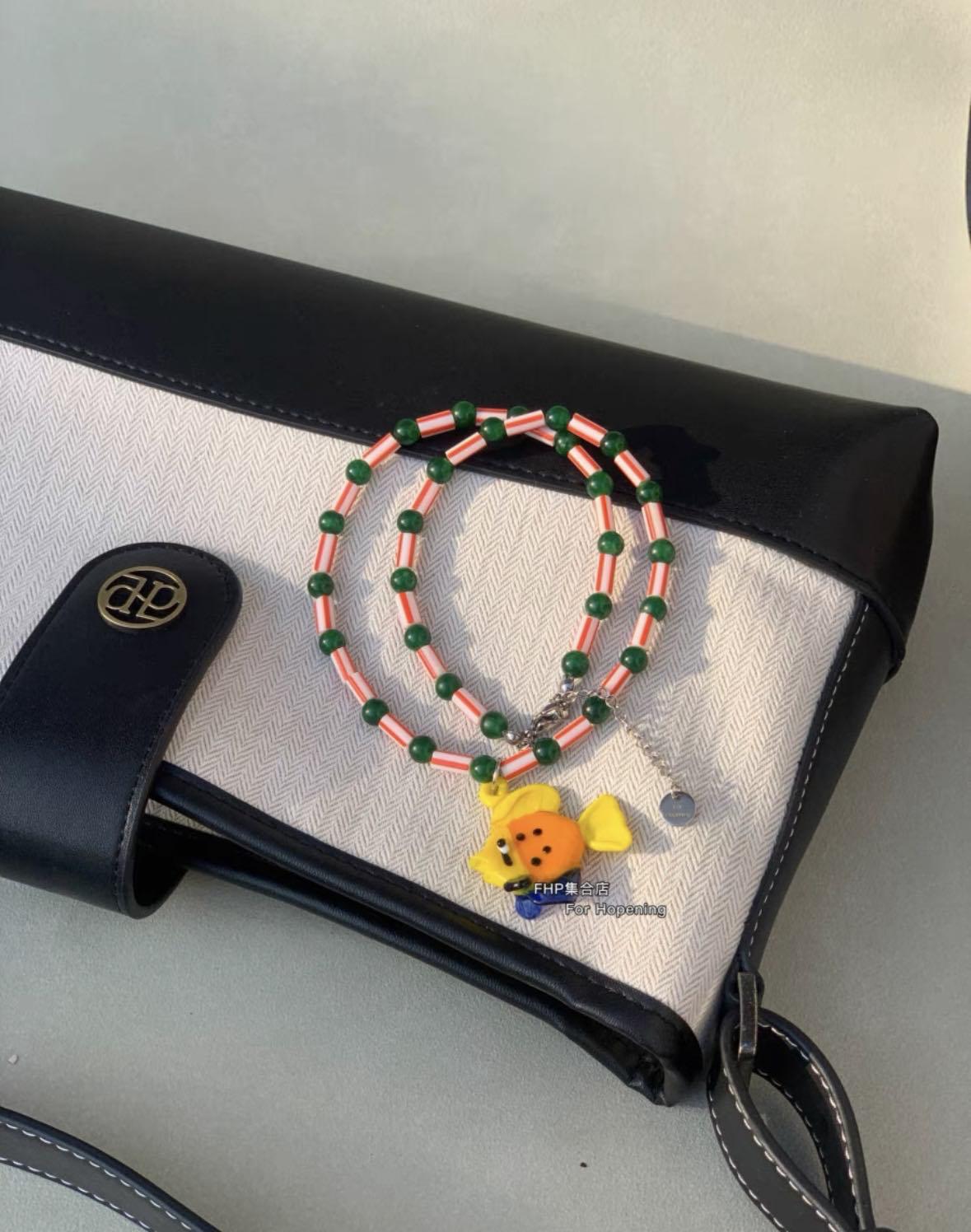20g Weight Resin Pendant Material Pendant Necklace Classification Resin Chain Material Beaded Chain Chain Type 1 Piece Quantity Party, Street Occasion Resin Material Fish Pattern All Seasons Season Women's Gender Cartoon Style, Cute Style Cartoon Style Cute Fish Resin Beaded Chain Beaded Necklaces Wholesale 6