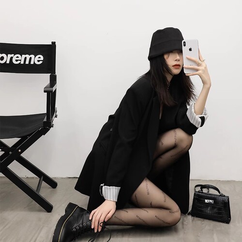 Black stockings for women in spring and summer thin anti-snag stockings summer black sexy fishnet bottoming pantyhose with letters Paris same style