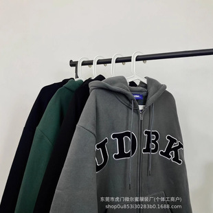 Factory direct men's hooded vests on clothes batch market goods autumn and winter cheap stall night market supply