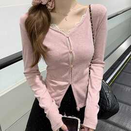 纯棉韩系假两件蕾丝花边V领长袖t恤女春秋甜美风短款内搭显瘦上衣