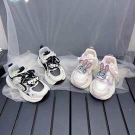 巴拉巴拉儿童运动鞋网面透气女童轻便跑步鞋小中童鞋一手码批发