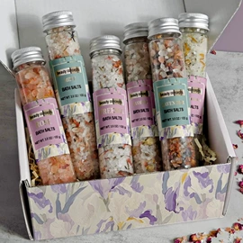 身体磨砂;复方精油;防晒霜/喷雾