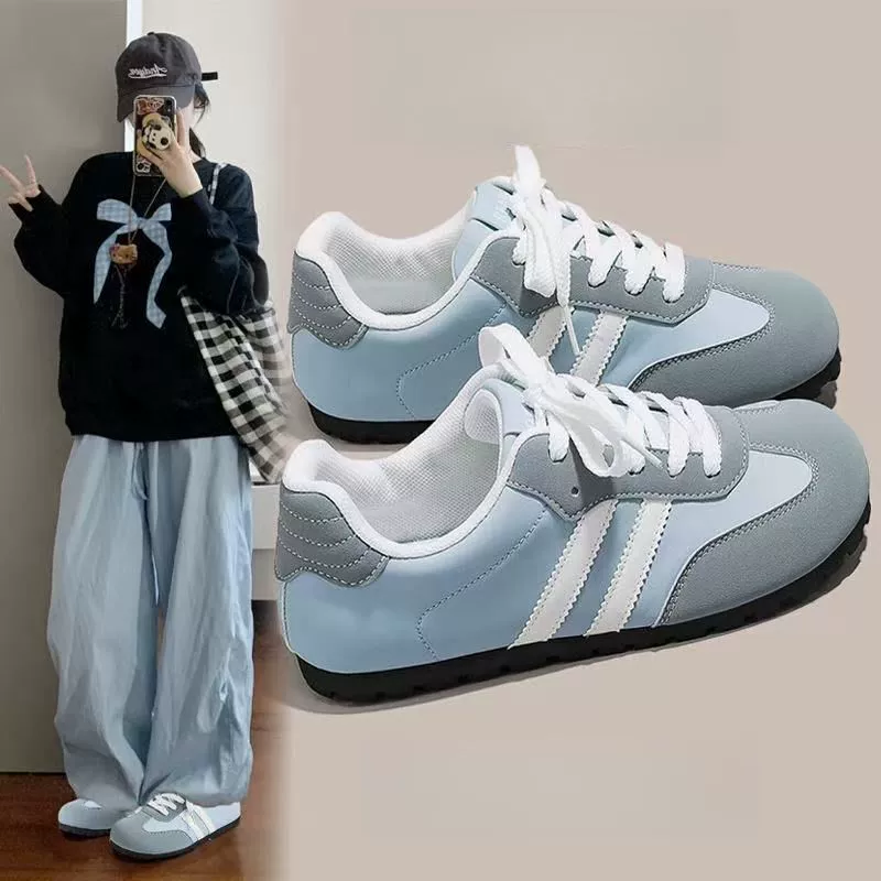 Легкие немецкие тренировочные туфли для женщин, лето 2025, новая классическая супермягкая модная элегантная рабочая одежда, универсальные дышащие белые туфли