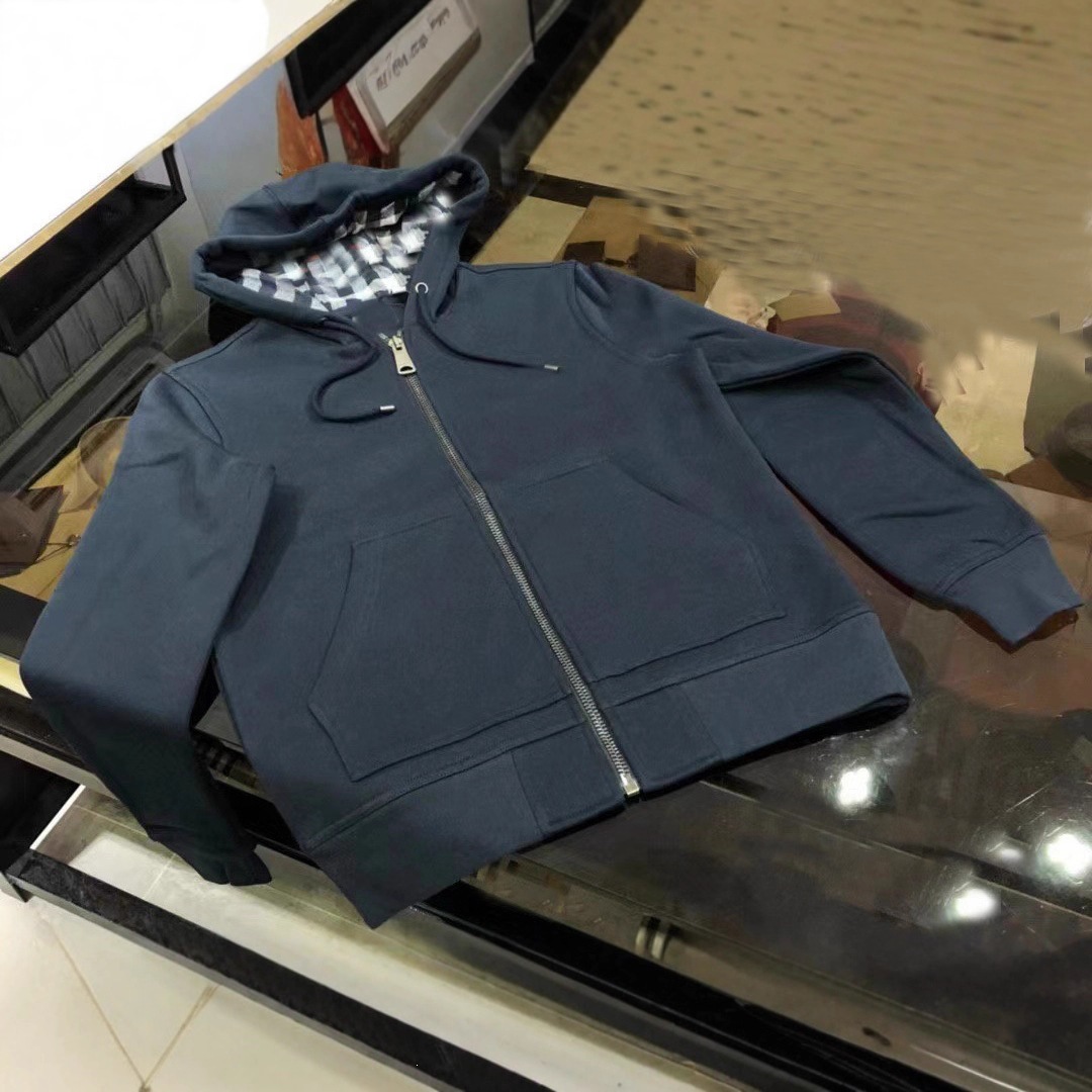 Sonbahar Kış Göğüs At İşlemeli Erkek Başlıklı Zip Hoodie