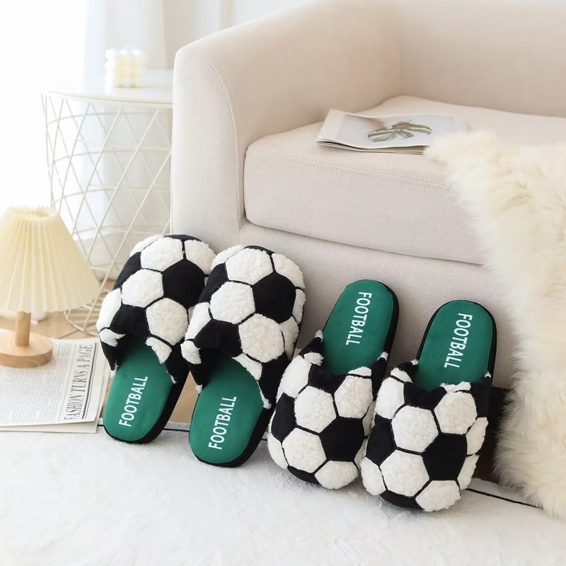 秋冬かわいいサッカーテニスバスケットボール家庭用滑り止め保温ぬいぐるみスリッパ滑り止め包頭親子綿スリッパ|undefined
