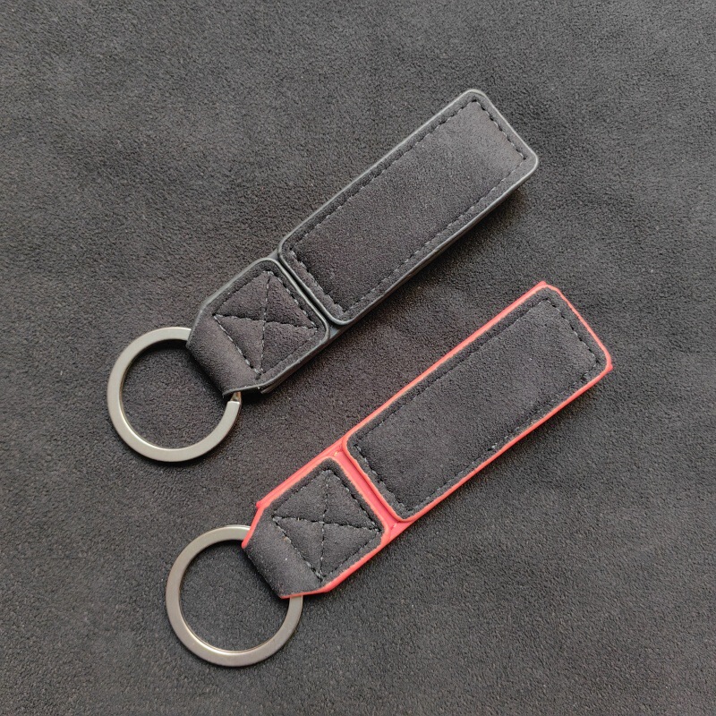 Faux Leather Car Keychain with Anti-Loss Hardware, Customizable Logo Key Ring Pendant Wholesale