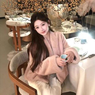 �nϵ��ɫʮ�����h��Ƥ��ëë����Ů�ﶬ�̿��ˮ���qƤëһ�w����