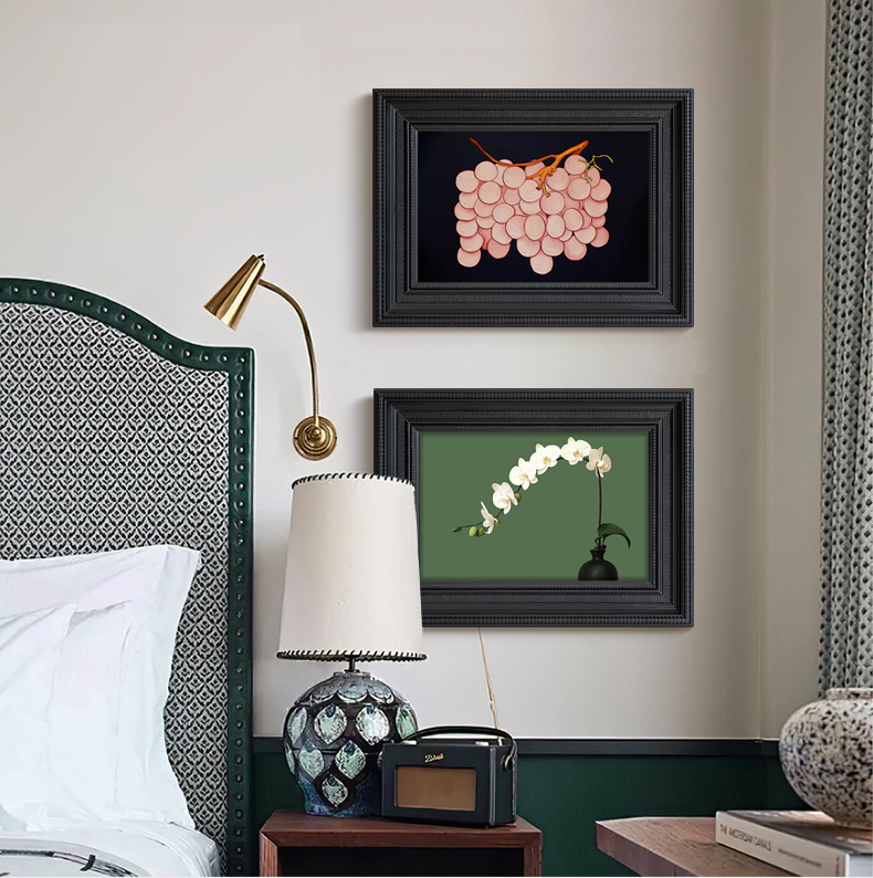 "Chinese-style Restaurant Decorative Paintings of Grapes and Orchids: Fruit Art Living Room Wall Hangings with Light French Style"