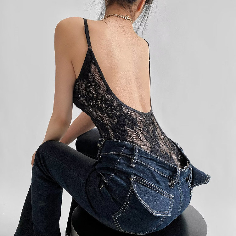 Be Careful of Sexy Backless Inner Crotch Top for Women Spring and Summer New Style High-End Lace Camisole Be Careful of Sexy Backless Inner Crotch Top for Women Spring and Summer New Style High-End Lace Camisole