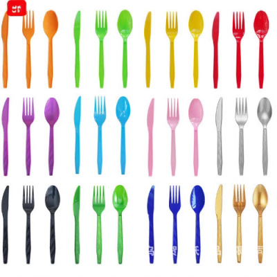 亚马逊厂家批发塑料一次性光板蛋糕刀叉勺跨年圣诞夜生日派对餐具|ru