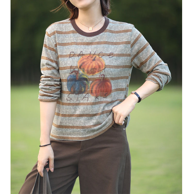 Youthful-looking knitted sweater, new autumn collection, striped cotton yarn with pumpkin print, loose-fitting long-sleeve T-shirt, women's sweatshirt